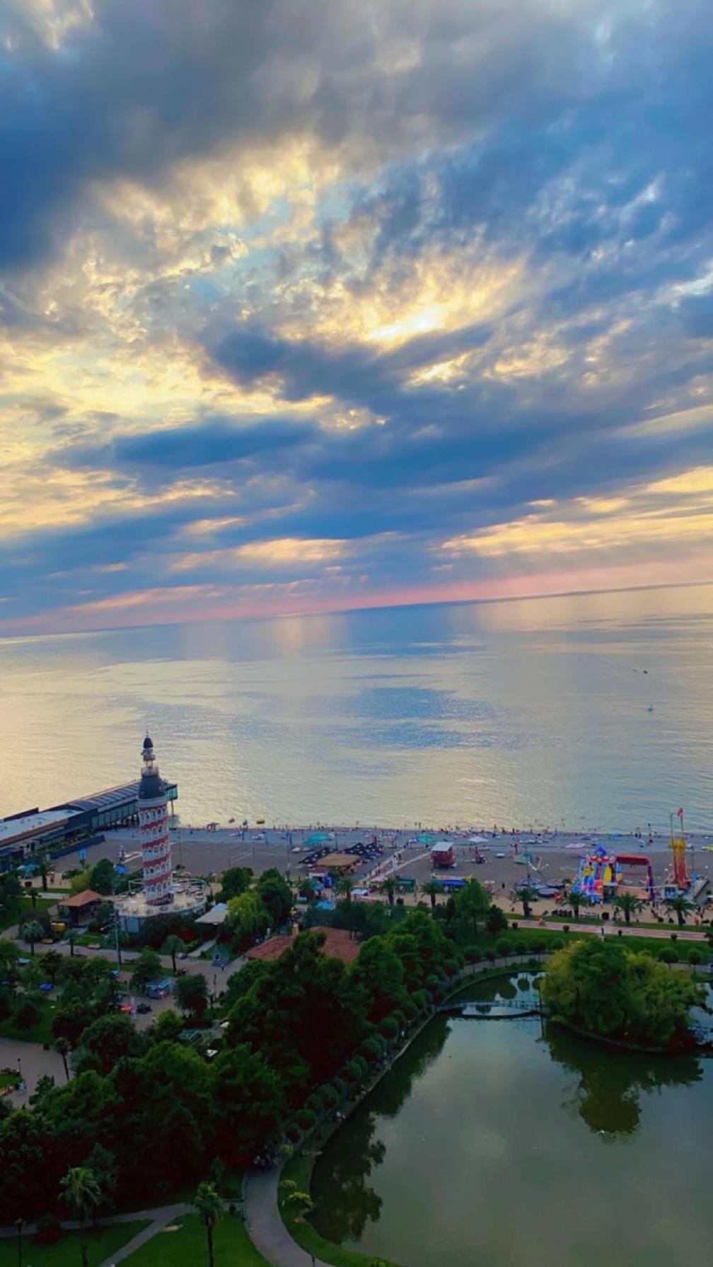 Апартаменты С Видом На Море Twin Towers Batumi, Orbi City Dış mekan fotoğraf